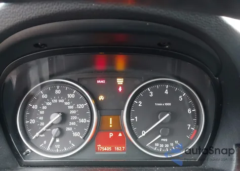 2011 BMW 328I xDrive из США, поврежденный, VIN WBAPK7C50BA819710